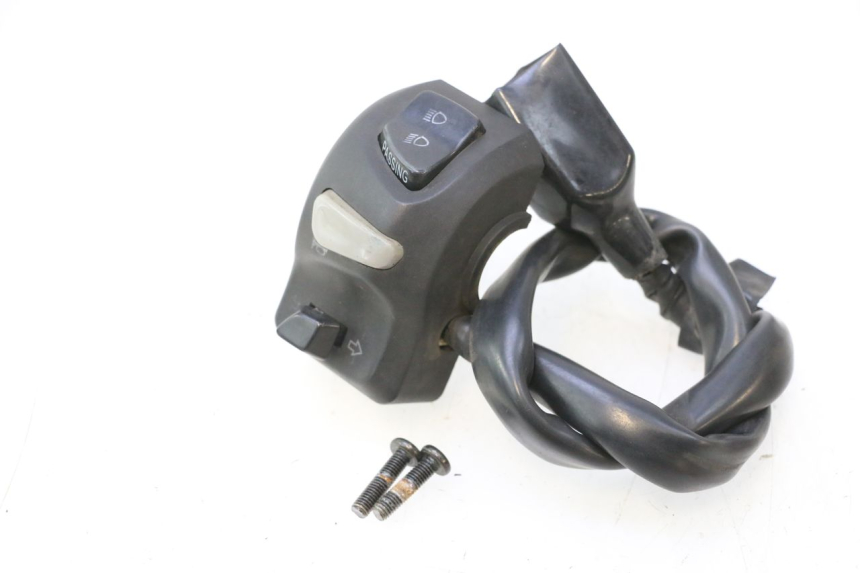 photo de COMMUTATORE SINISTRO PEUGEOT KISBEE 4T 50 (2023 - 2026) - Dettaglio del componente