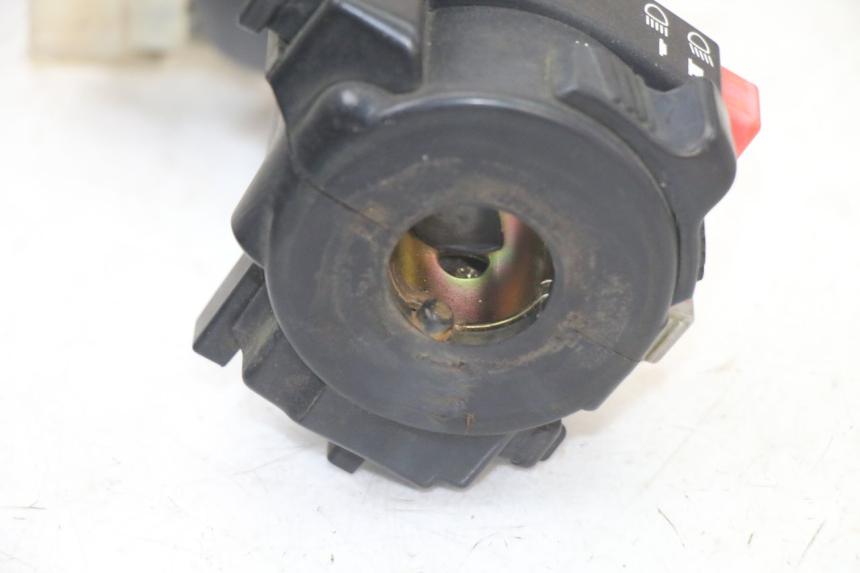 photo de COMMUTATORE SINISTRO KYMCO STRYKER OFF ROAD 125 (1999 - 2005) - Vista d'insieme del prodotto