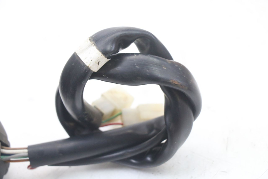 photo de COMMUTATORE SINISTRO KYMCO STRYKER OFF ROAD 125 (1999 - 2005) - Dettagli dei punti di fissaggio