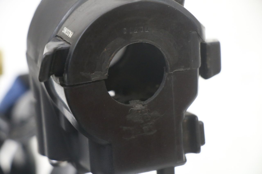 photo de Leva sinistra KYMCO XCITING 500 (2007 - 2010) - Dettagli dei punti di fissaggio