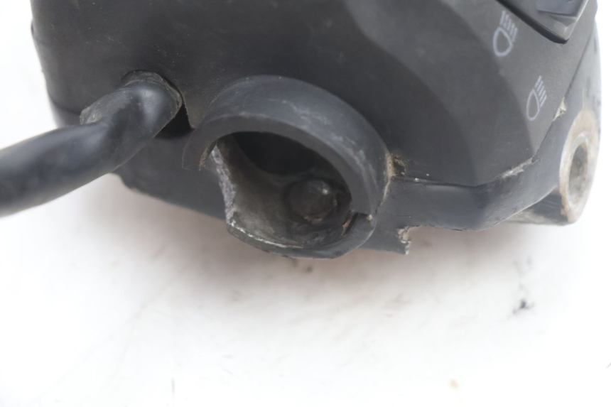 photo de COMMUTATORE SINISTRO PEUGEOT LUDIX BLASTER 50 (2006 - 2014) - Stato della superficie e materiale