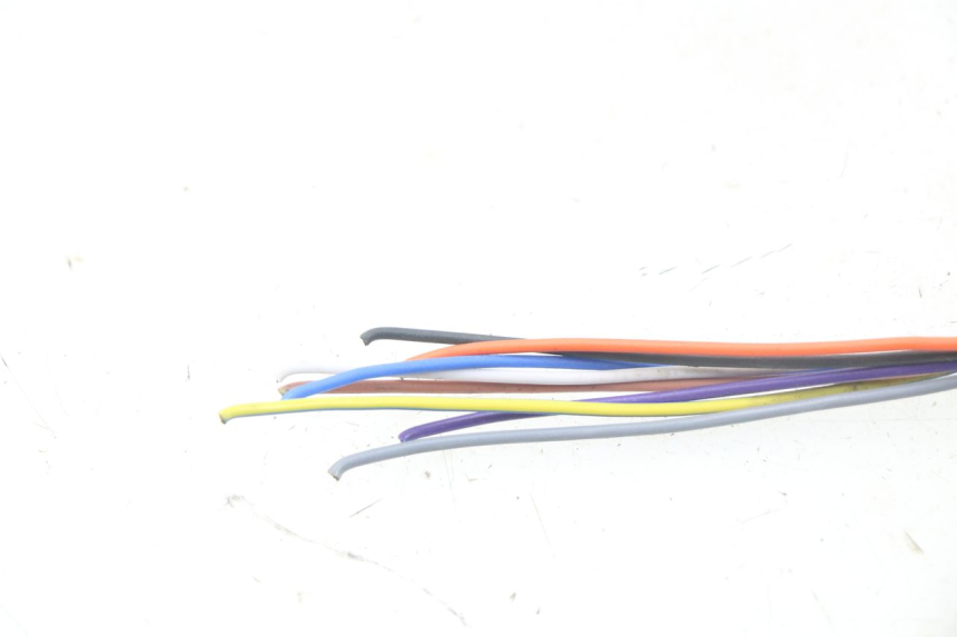 photo de MANUBRIO SINISTRO PEUGEOT LUDIX 50 (2008 - 2017) - Primo piano tecnico