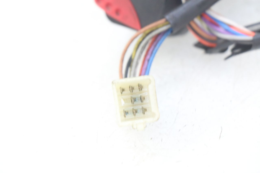 photo de MANUBRIO SINISTRO PEUGEOT LUDIX 50 (2008 - 2017) - Primo piano tecnico