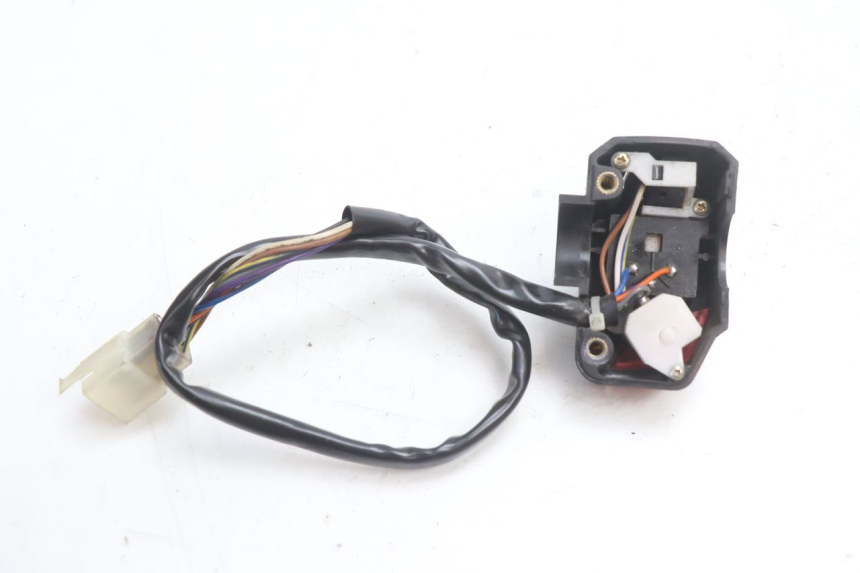 photo de MANUBRIO SINISTRO PEUGEOT LUDIX 50 (2008 - 2017) - Altra angolazione
