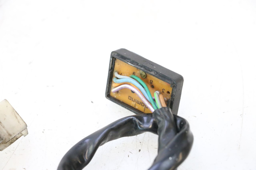 photo de COMMUTATORE SINISTRO PEUGEOT LUDIX ONE 50 (2004 - 2006) - Zoom sullo stato d'uso