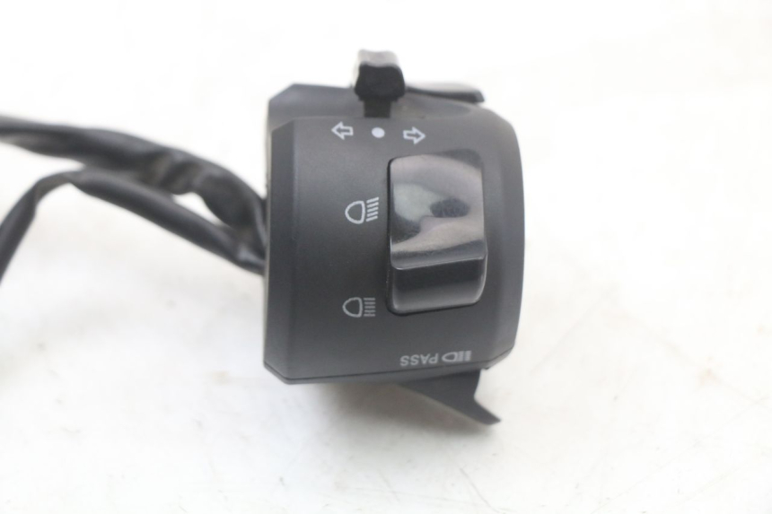 photo de COMMUTATORE SINISTRO MASAI SCRAMBLER SPORT 125 (2021 - 2025) - Altra angolazione