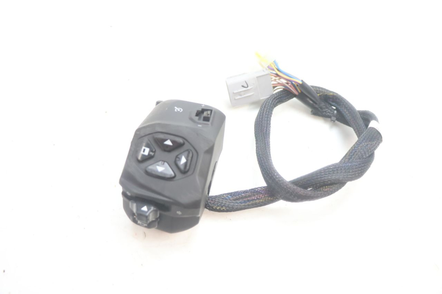 photo de COMMUTATORE SINISTRO PIAGGIO MP3 HPE 530 (2022 - 2026) - Vista principale