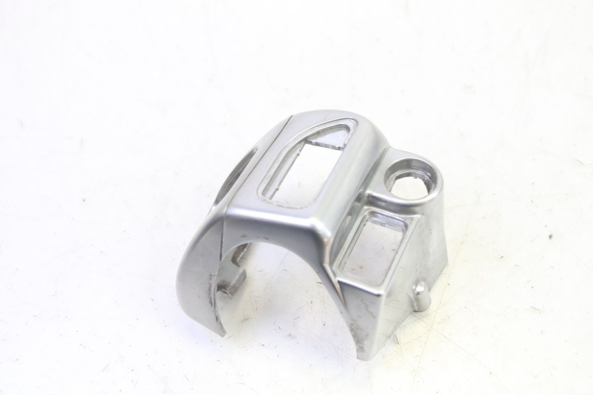 photo de MANUBRIO SINISTRO PIAGGIO MP3 125 (2006 - 2014) - Dettaglio del componente