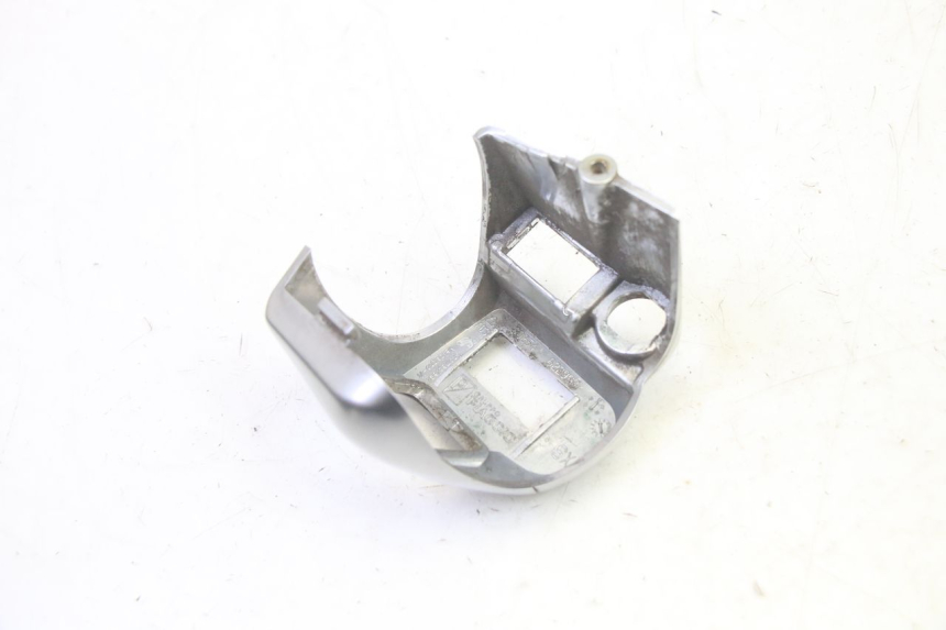 photo de MANUBRIO SINISTRO PIAGGIO MP3 125 (2006 - 2014) - Altra angolazione