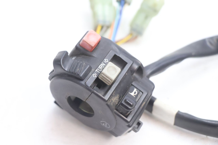 photo de COMMUTATORE SINISTRO KYMCO MXU R 250 (2004 - 2010) - Dettaglio del componente