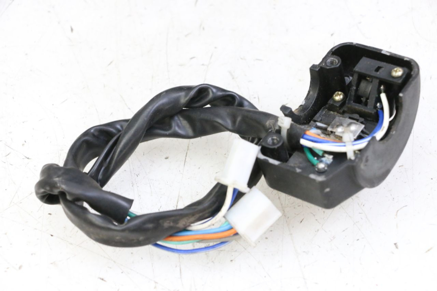 photo de COMMUTATORE SINISTRO JM MOTORS OLDIES GT 4T 50 (2018 - 2025) - Primo piano tecnico