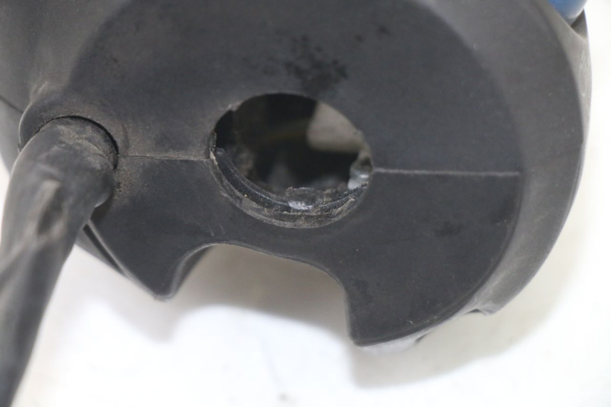 photo de COMANDO SINISTRO PEUGEOT ELYSTAR 50 (2002 - 2014) - Stato della superficie e materiale