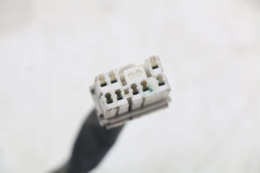 photo de COMMUTATORE SINISTRO PIAGGIO BEVERLY 125 (1998 - 2005) - Stato della superficie e materiale