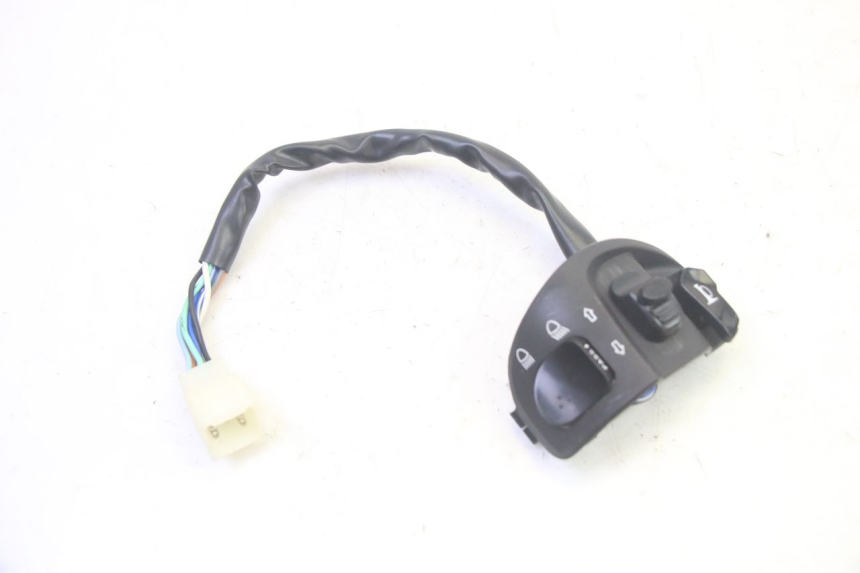 photo de COMMUTATORE SINISTRO EFUN PUSA 1 - Altra angolazione