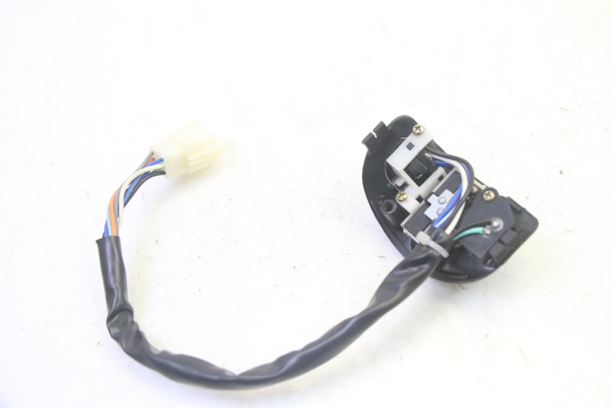 photo de COMMUTATORE SINISTRO EFUN PUSA 1 - Primo piano tecnico