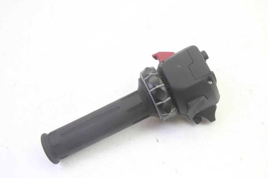 photo de COMMUTATORE SINISTRO BMW R GS 1250 (2021 - 2024) - Stato della superficie e materiale