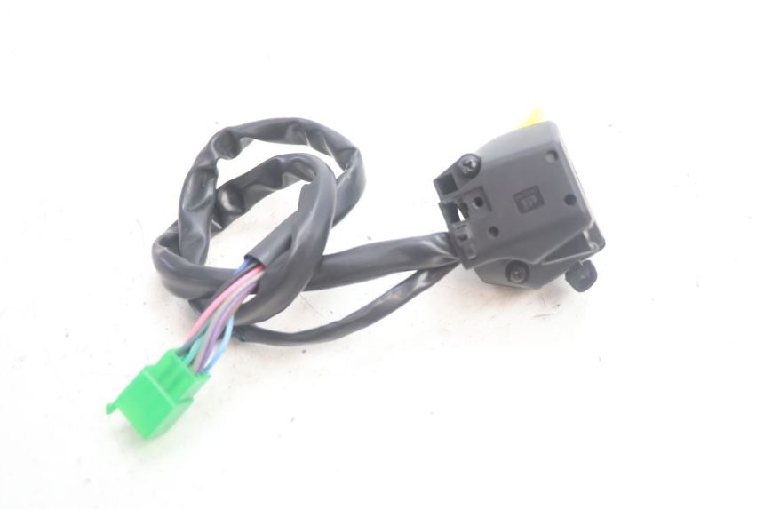 photo de COMMUTATORE SINISTRO JM MOTORS R-MAX TECH 50 (2024 - 2026) - Primo piano tecnico