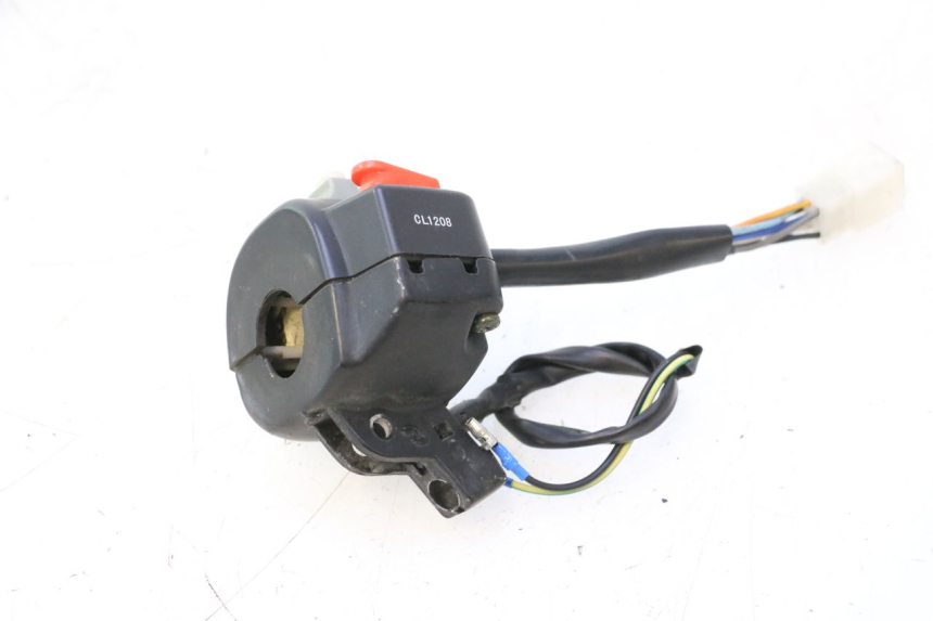 photo de COMMUTATORE SINISTRO VASTRO R-ONE 4T 50 (2014 - 2022) - Dettagli dei punti di fissaggio