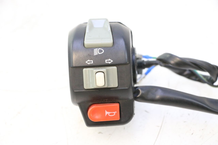 photo de COMMUTATORE SINISTRO VASTRO R-ONE 4T 50 (2014 - 2022) - Marcature e riferimenti originali
