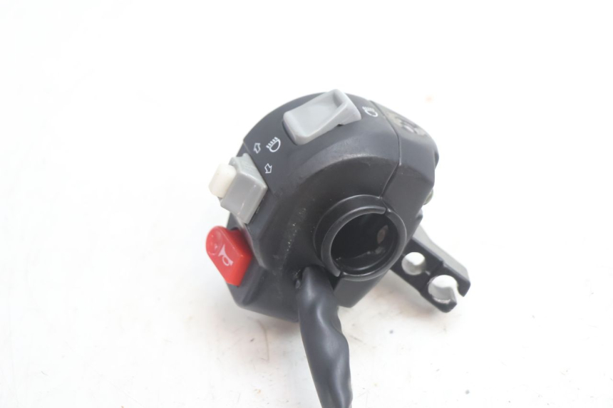 photo de COMMUTATORE SINISTRO TNT MOTOR ROMA 12' 2T 50 (2007 - 2018) - Zoom sullo stato d'uso