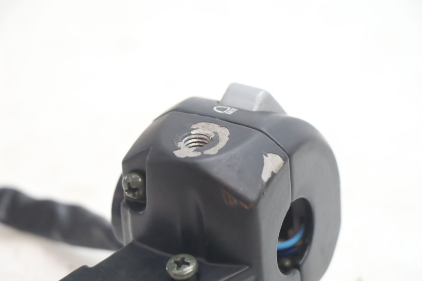 photo de COMMUTATORE SINISTRO TNT MOTOR ROMA 12' 2T 50 (2007 - 2018) - Vista d'insieme del prodotto
