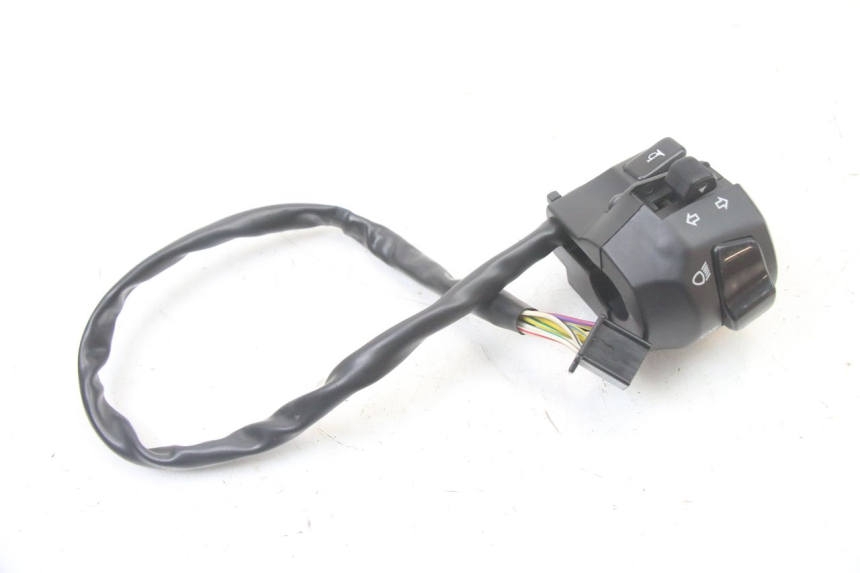 photo de COMMUTATORE SINISTRO ROYAL ENFIELD HYMALAYAN 410 (2016 - 2023) - Zoom sullo stato d'uso