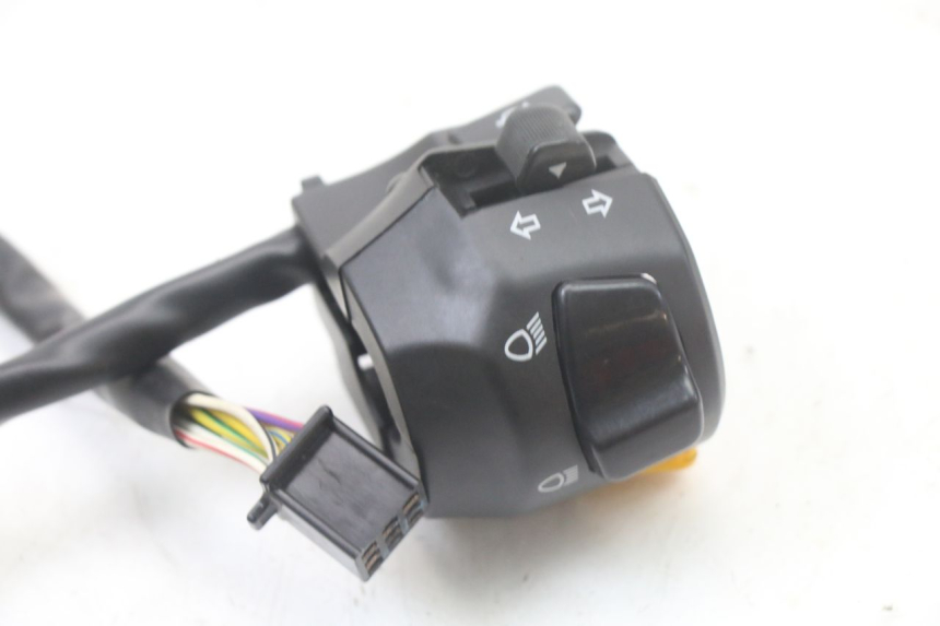 photo de COMMUTATORE SINISTRO ROYAL ENFIELD HYMALAYAN 410 (2016 - 2023) - Altra angolazione