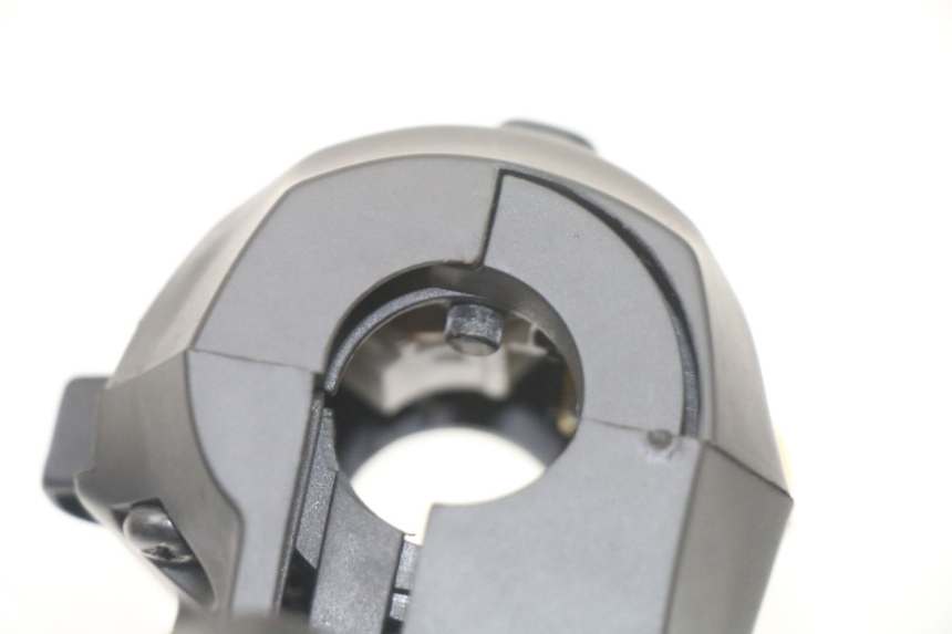 photo de COMMUTATORE SINISTRO ROYAL ENFIELD HYMALAYAN 410 (2016 - 2023) - Dettagli dei punti di fissaggio