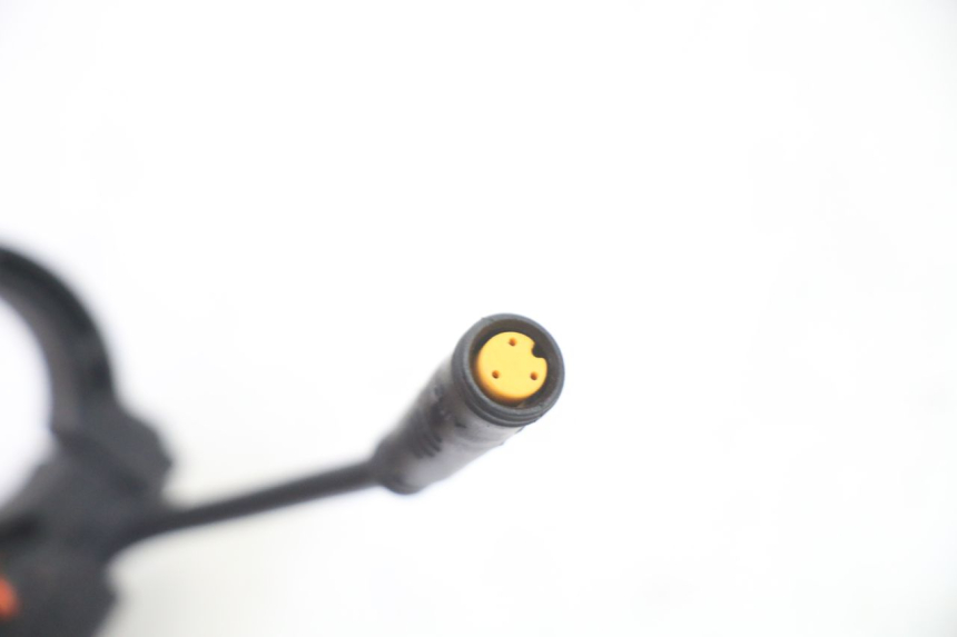 photo de COMMUTATORE SINISTRO HERO S10 1 - Primo piano tecnico