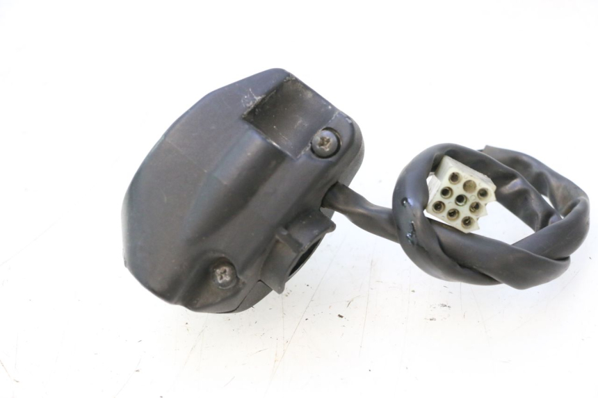 photo de COMMUTATORE SINISTRO PEUGEOT SPEEDFIGHT 2 AC 50 (2000 - 2009) - Altra angolazione
