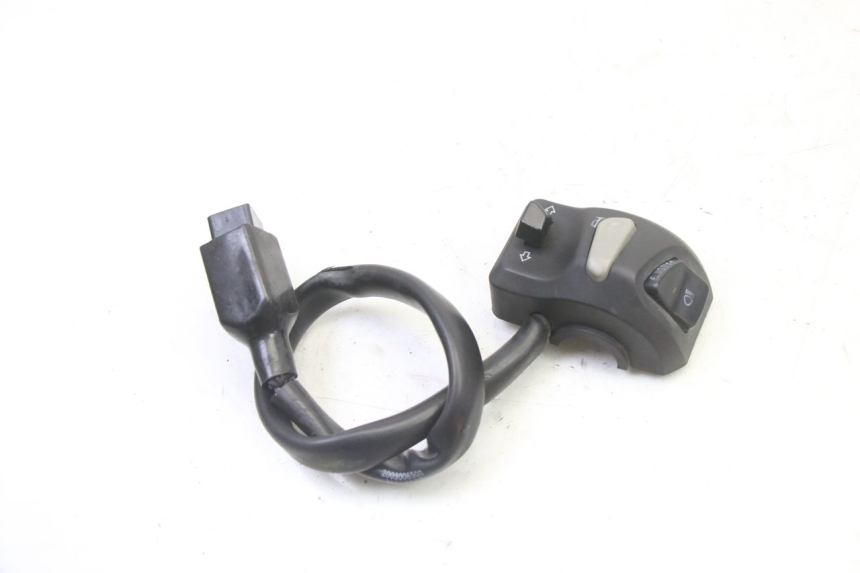 photo de COMMUTATORE SINISTRO PEUGEOT STREETZONE I NAKED 2T 50 (2018 - 2020) - Altra angolazione