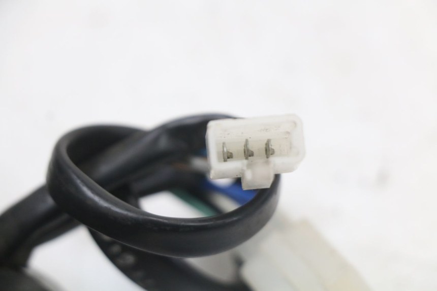 photo de COMMUTATORE SINISTRO KYMCO SUPER 8 125 (2008 - 2015) - Stato della superficie e materiale