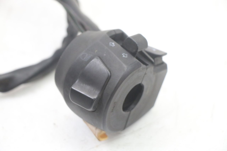 photo de COMMUTATORE SINISTRO SUZUKI BURGMAN 125 (2018 - 2021) - Altra angolazione