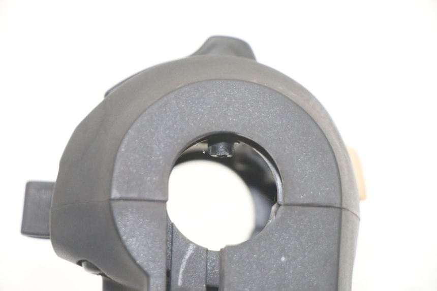 photo de COMMUTATORE SINISTRO SUZUKI BURGMAN 125 (2018 - 2021) - Stato della superficie e materiale