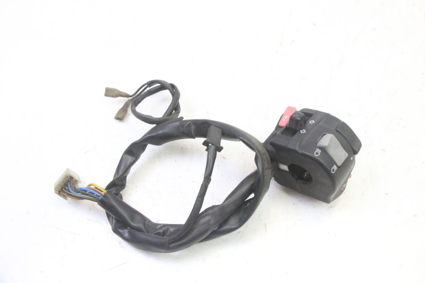 photo de COMMUTATORE SINISTRO YAMAHA TDM ABS 900 (2002 - 2014) - Zoom sullo stato d'uso