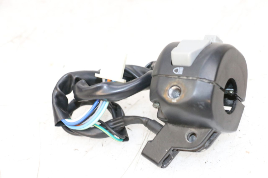 photo de COMMUTATORE SINISTRO NECO TEMPO 4T 50 (2022 - 2026) - Primo piano tecnico