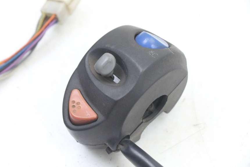 photo de COMANDO SINISTRO PEUGEOT TKR TREKKER FURIOUS 50 (2005 - 2014) - Dettaglio del componente