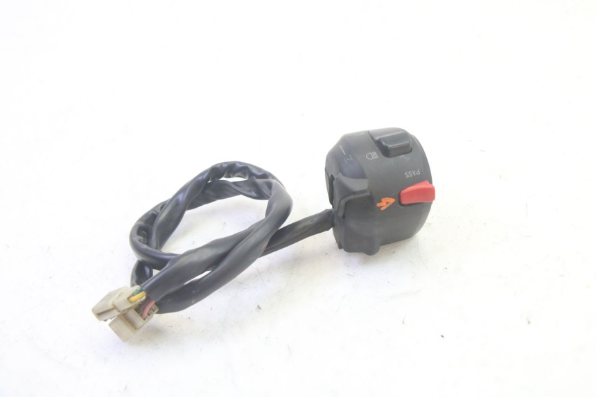 photo de COMMUTATORE SINISTRO YAMAHA TZR 50 (2008 - 2016) - Altra angolazione