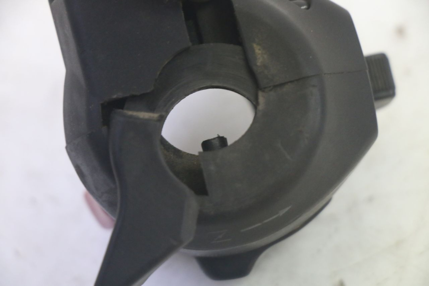 photo de COMMUTATORE SINISTRO YAMAHA TZR 50 (2008 - 2016) - Vista d'insieme del prodotto