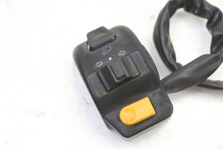 photo de MANUBRIO SINISTRO UNIVERSAL BIKE ZN50QT-11B 50 (2018 - 2021) - Dettaglio del componente