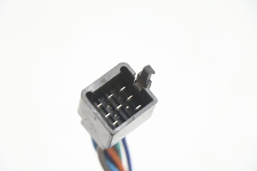 photo de MANUBRIO SINISTRO PEUGEOT V-CLIC VCLIC 50 (2007 - 2013) - Stato della superficie e materiale
