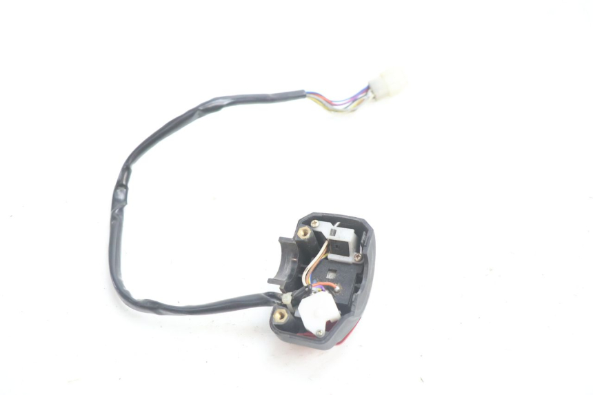 photo de MANUBRIO SINISTRO PEUGEOT VIVACITY 50 (2004 - 2009) - Primo piano tecnico