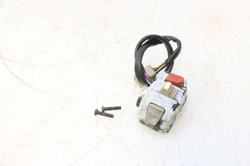 photo de MANUBRIO SINISTRO PEUGEOT VIVACITY 50 (2004 - 2009) - Primo piano tecnico
