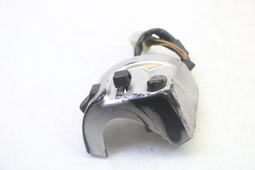 photo de COMMUTATORE SINISTRO YAMAHA X-CITY XCITY 125 (2007 - 2013) - Altra angolazione