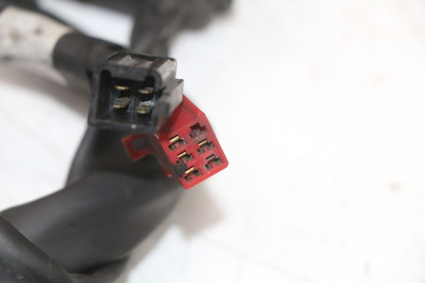 photo de COMANDO SINISTRO YAMAHA XMAX X-MAX ABS 125 (2017 - 2020) - Stato della superficie e materiale