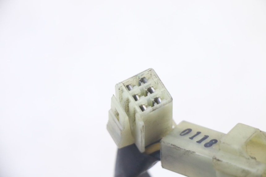 photo de MANUBRIO SINISTRO YAMAHA X-MAX XMAX 125 (2010 - 2013) - Caratteristiche distintive