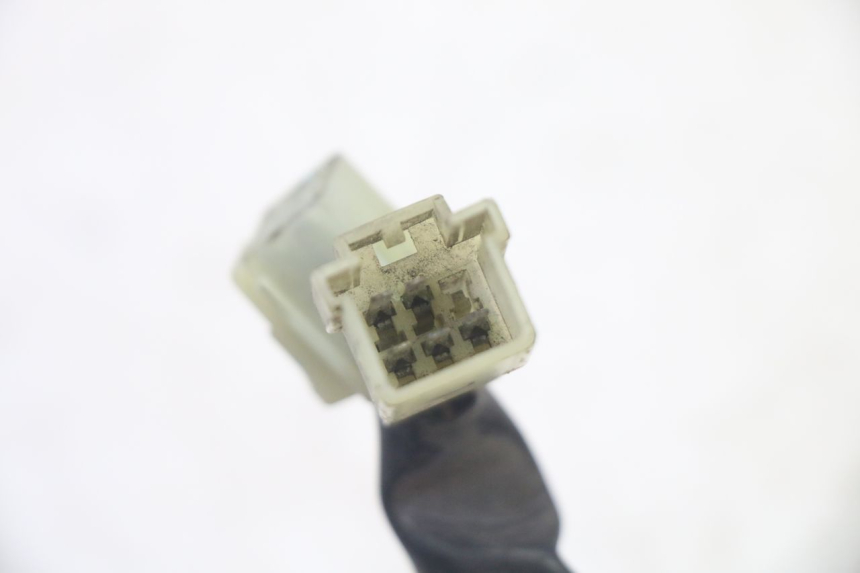 photo de MANUBRIO SINISTRO YAMAHA X-MAX XMAX 125 (2010 - 2013) - Zoom sui componenti