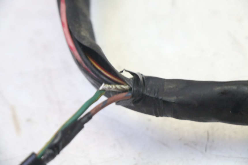 photo de MANUBRIO SINISTRO YAMAHA X-MAX XMAX 125 (2010 - 2013) - Marcature e riferimenti originali