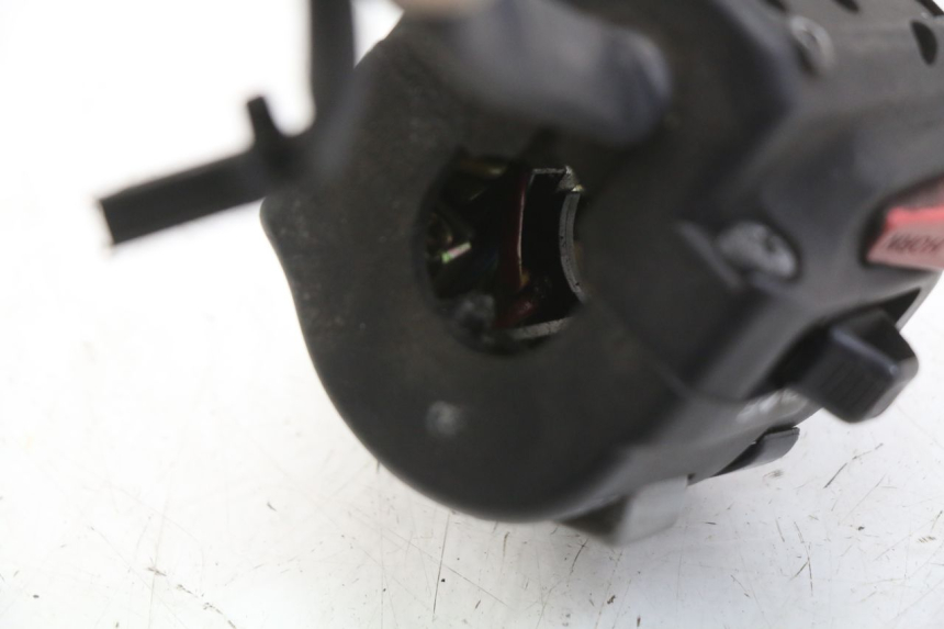 photo de COMMUTATORE SINISTRO YAMAHA XJ600 XJ DIVERSION 600 (1992 - 1997) - Dettaglio del componente