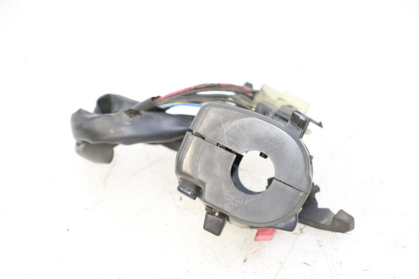 photo de COMMUTATORE SINISTRO YAMAHA XJN DIVERSION 600 (2000 - 2003) - Zoom sullo stato d'uso